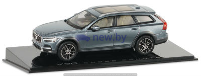 Модель автомобиля Volvo V90 Cross Country, Osmium Grey, Scale 1:43, артикул 30673690