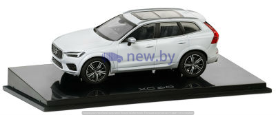 Модель автомобиля Volvo XC60, Crystal White, Scale 1:43, артикул 30673950