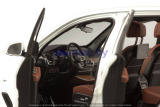 Модель автомобиля BMW X5 (mod.G05), Alpine White, 1:18 Scale, артикул 80432450996 Модель автомобиля BMW X5 (mod.G05), Alpine White, 1:18 Scale, артикул 80432450996