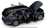 Модель автомобиля BMW X7 (mod.G07), Arctic Gray, 1:18 Scale, артикул 80432450997 Модель автомобиля BMW X7 (mod.G07), Arctic Gray, 1:18 Scale, артикул 80432450997