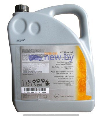 Полусинтетическое моторное масло Mercedes MB 228.51, 10W40, 5 литров, артикул A000989690213BCCR