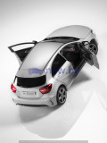 Модель Mercedes-Benz A-Class Sport, Polar silver, Scale 1:18, артикул B66960139 Модель Mercedes-Benz A-Class Sport, Polar silver, Scale 1:18, артикул B66960139