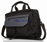 Дорожная сумка Land Rover Nylon And Leather Briefcase - Black 2018, артикул LELU354BKA Дорожная сумка Land Rover Nylon And Leather Briefcase - Black 2018, артикул LELU354BKA