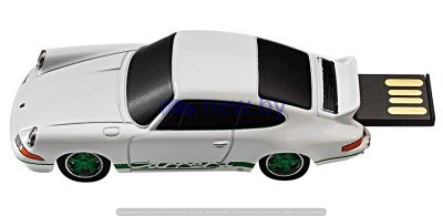 Флешка (USB-накопитель) Porsche 911 Carrera RS 2.7 USB Stick, артикул WAP0507100G